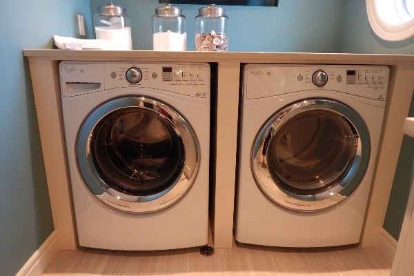 washing-machine-dryer-902359_600x400.jpg